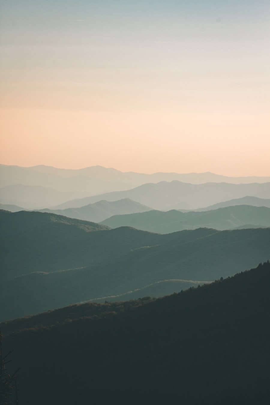 Montagnes au loin